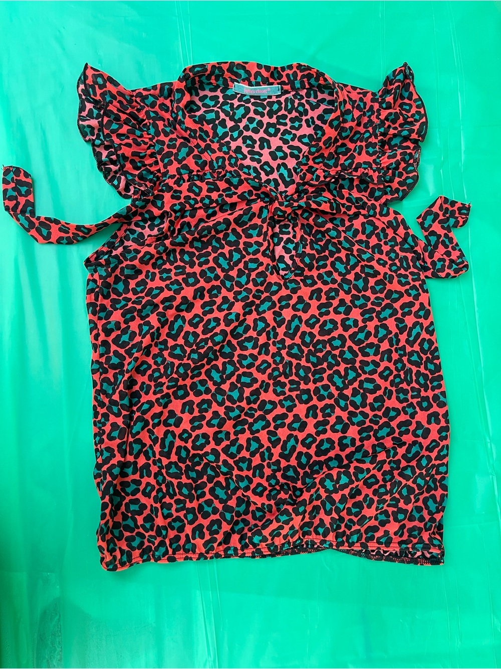 JULIE’S CLOSET ANIMAL PRINT MESH RUFFLED SLEEVES TOP SIZE ESTIMATED S/M
